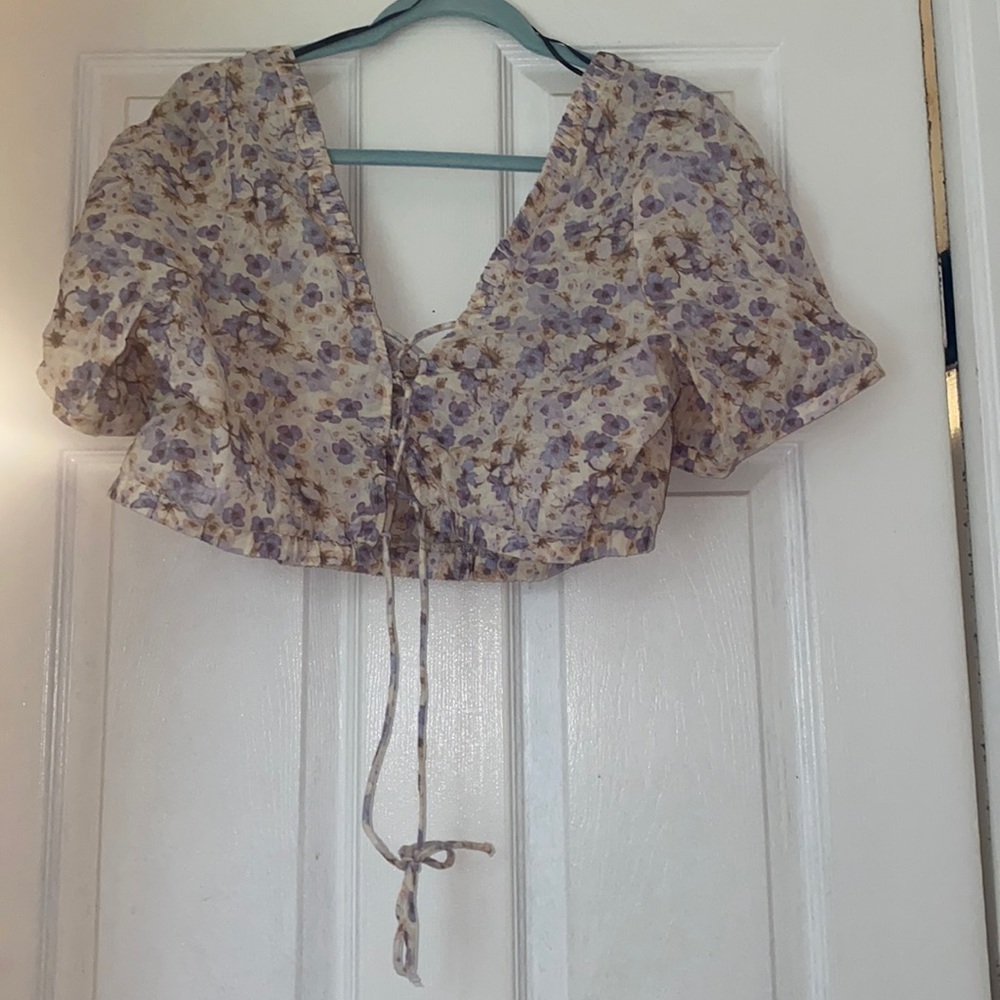 H&M floral crop top